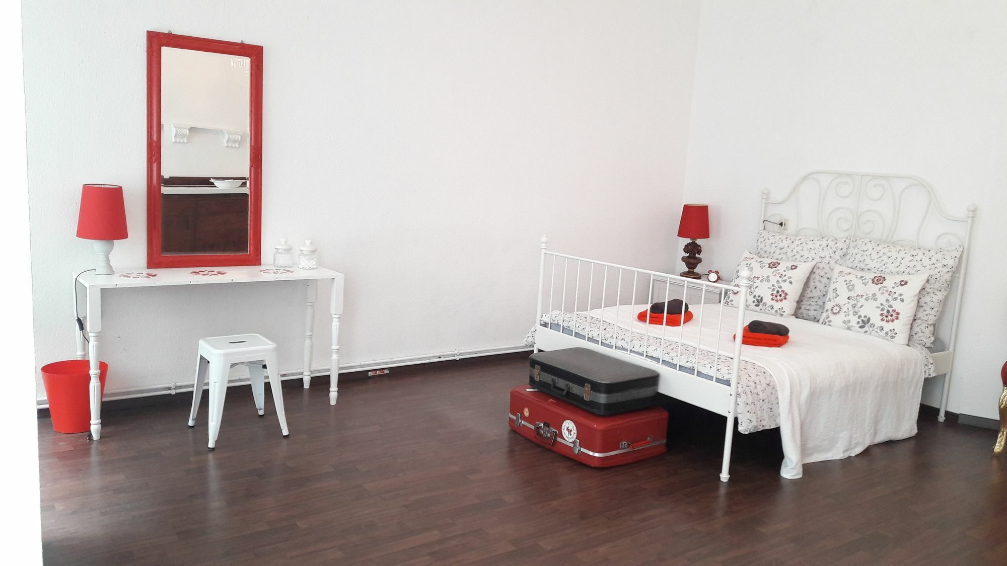 Charming Apartment *